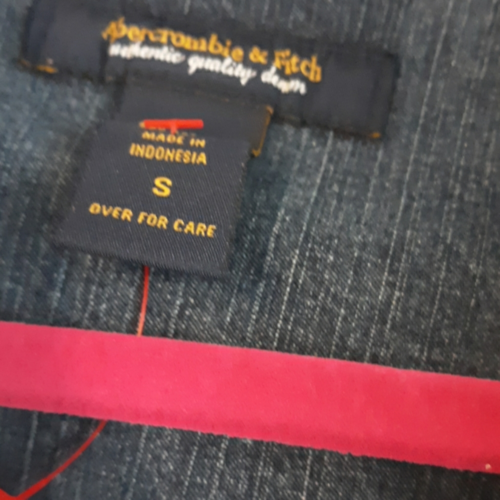 Jean jacket - Picture 3 of 7